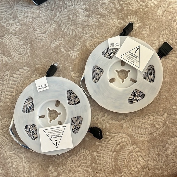 Brand New RGB LED Strip Lights Color Changing 32.8' 10m Remote 3M Adhesive Clips - Picture 8 of 14